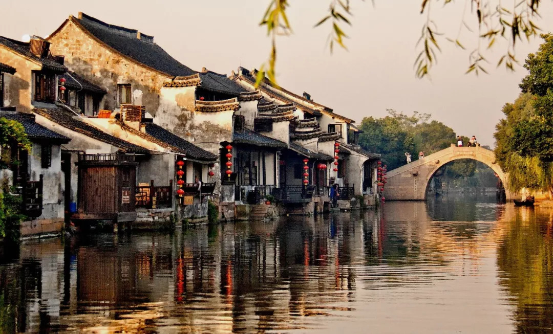 浙江小巷深处，探寻隐藏的特色小店之旅